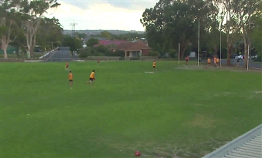 AFL Football Training: Mirrored Leading Forward Race